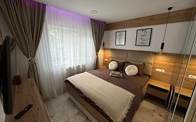 Deluxe Retreat&Business Apart